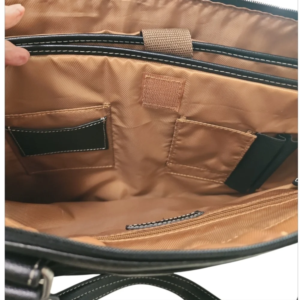 Preowned Clark& Mayfield Laptop Travel Bag